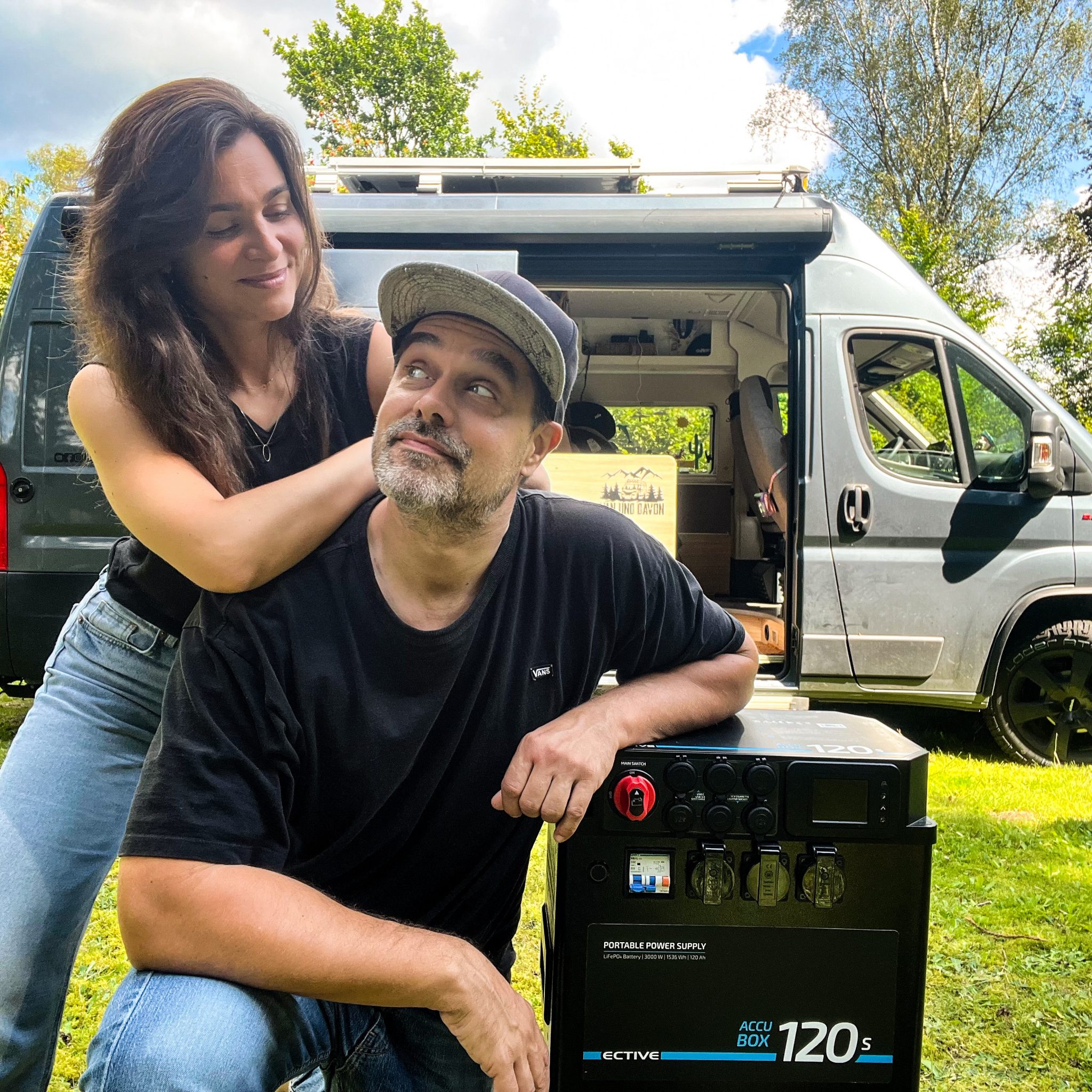 Schneller und einfacher Pizzateig mit Trockenhefe für den Omnia Schneller und einfacher Pizzateig mit Trockenhefe für den Omnia